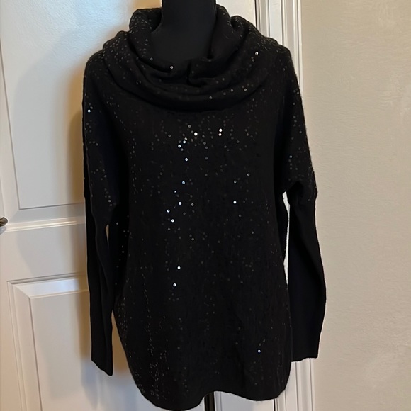 Saks Fifth Avenue sequined cashmere sweater - Picture 2 of 8